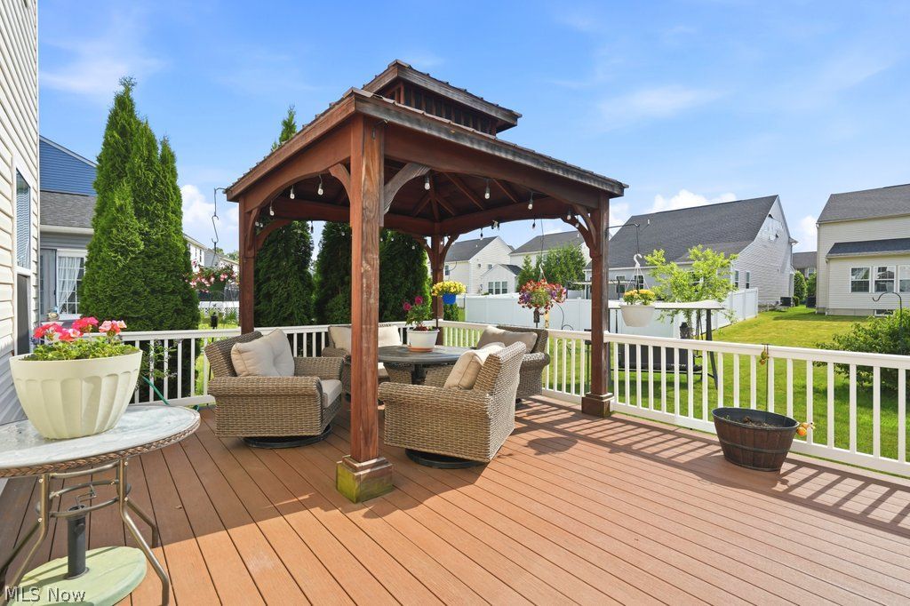 4591 Lakeside Ovl Peninsula, OH 44264 - Photo 39 of 41