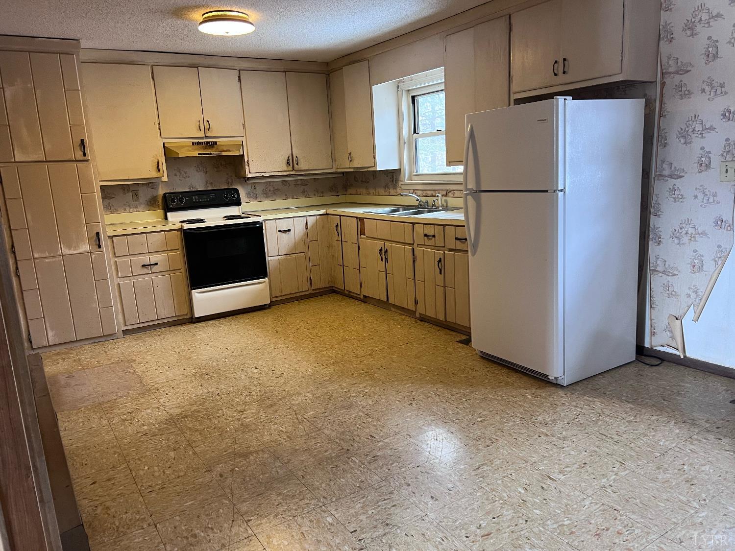 1194 Centerville Road Bedford, VA 24523 - Photo 4 of 18