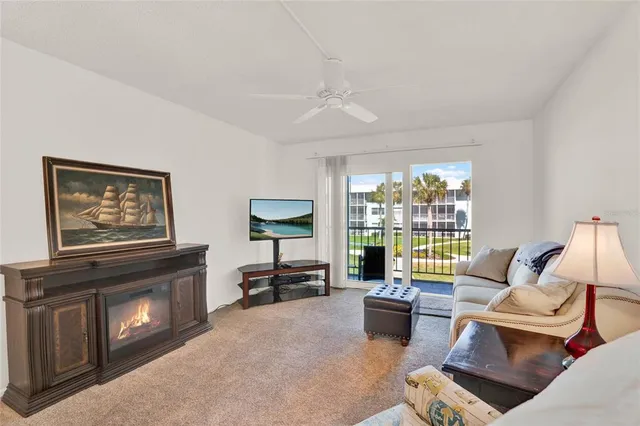 $309,000 | 325 N Causeway, Unit 208D, New Smyrna Beach, FL 32169