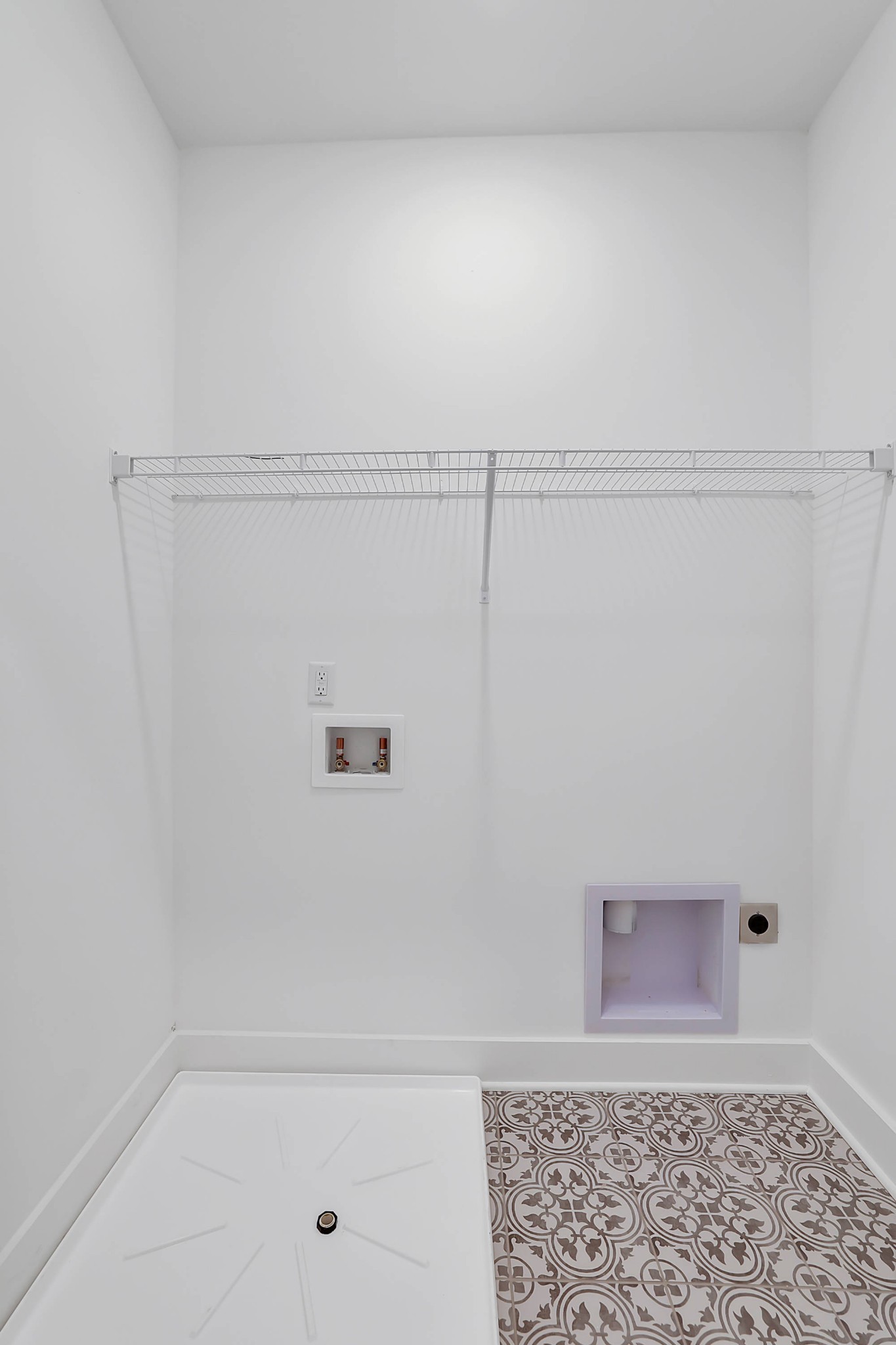 106 Floyd Junction Lebanon, TN 37087 - Photo 23 of 24 a bathroom with a shower