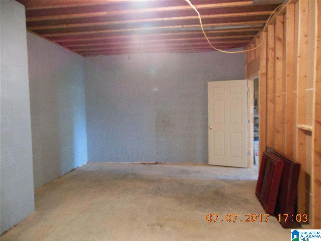 200 Flamingo Road Rainbow City, AL 35906 - Photo 33 of 50