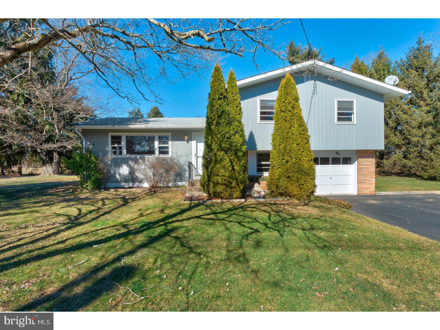 1408 Old York Road Robbinsville, NJ 08691 - Photo 1 of 25