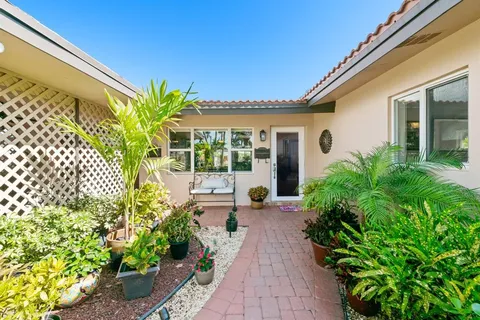 a picture of floor plan