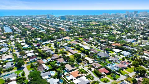 $725,000 | 2021 Northeast 27th Street, Lighthouse Point, FL 33064