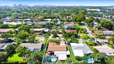 $725,000 | 2021 Northeast 27th Street, Lighthouse Point, FL 33064