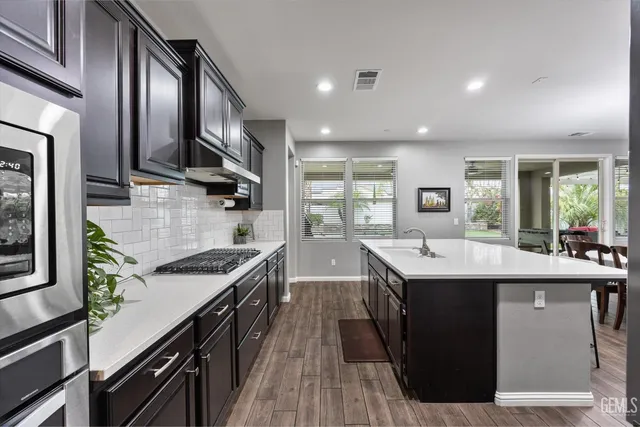 $649,000 | Undisclosed Address, Bakersfield, CA 93311