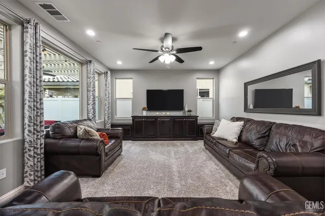 $649,000 | Undisclosed Address, Bakersfield, CA 93311