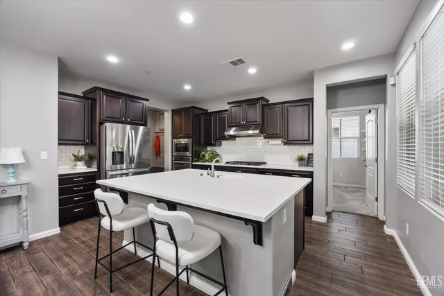 $649,000 | Undisclosed Address, Bakersfield, CA 93311