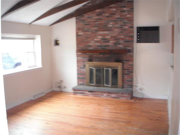 113 Arnold Road Marshfield, MA 02050 - Photo 4 of 9 Gallery Image 4