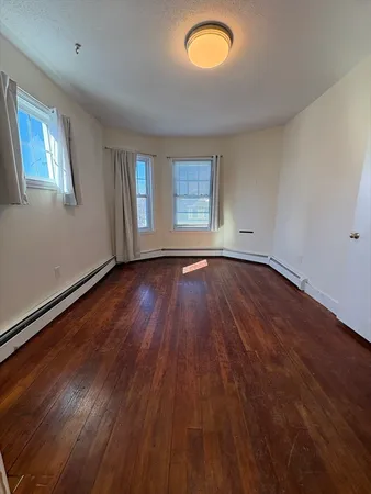 $2,175 | 87 Webster Street, Unit 5, Haverhill, MA 01830