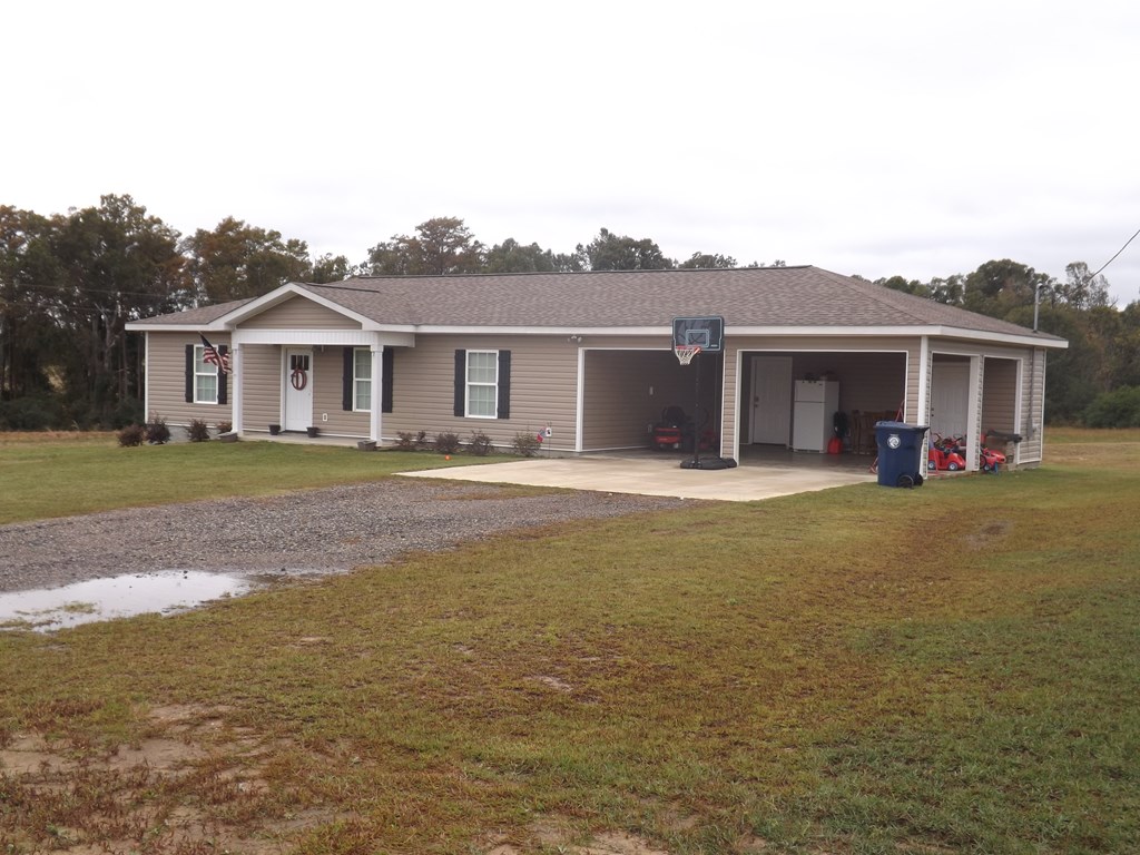 2202 Middleton Road Dothan, AL 36301 - Photo 2 of 23