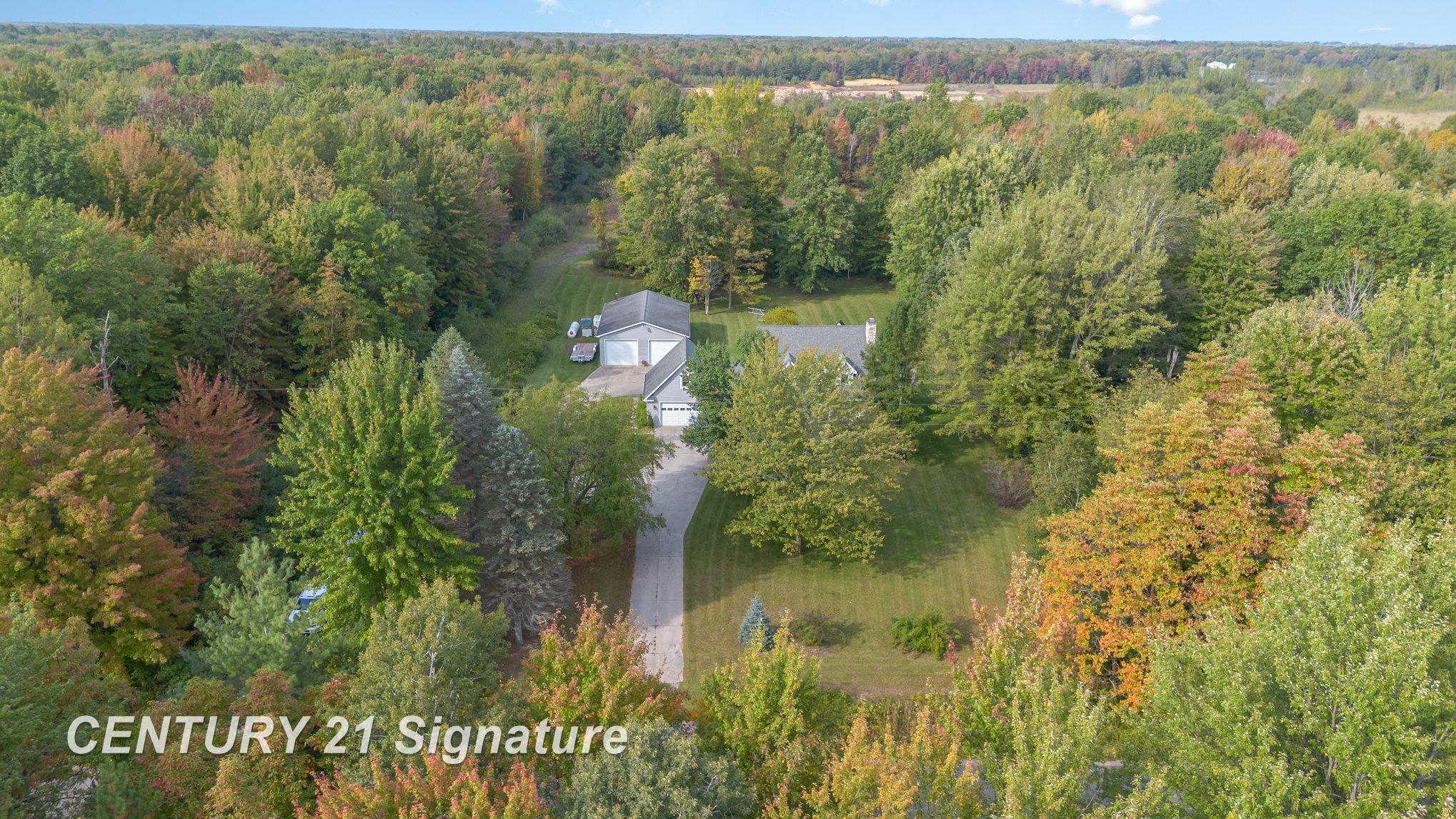 2265 East Brooks Road Midland, MI 48640 - Photo 11 of 47 50202074-e4fbcbbb-a221-4f5c-8ee7-e391cf360267.JPG