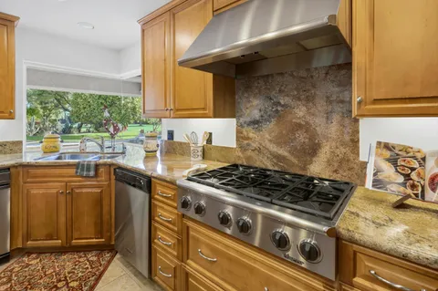 $1,099,000 | 75951 Kimberly Lane, Palm Desert, CA 92211