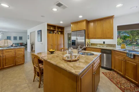 $1,099,000 | 75951 Kimberly Lane, Palm Desert, CA 92211