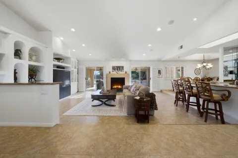 $1,099,000 | 75951 Kimberly Lane, Palm Desert, CA 92211