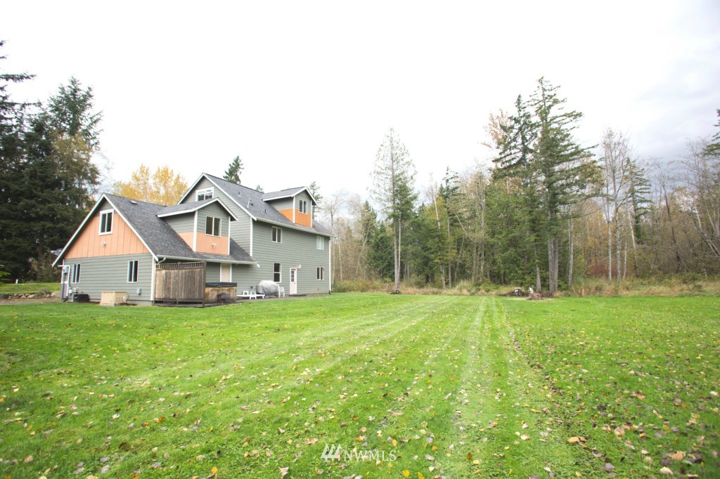 2548 East Smith Road Bellingham, WA 98226 - Photo 2 of 24