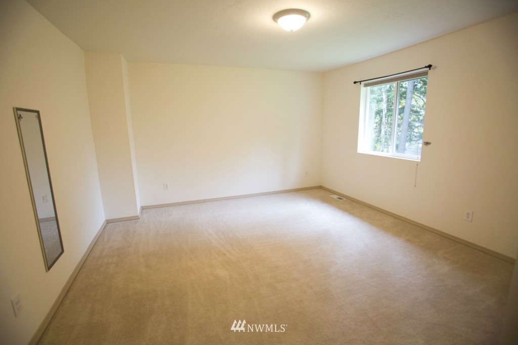 2548 East Smith Road Bellingham, WA 98226 - Photo 17 of 24
