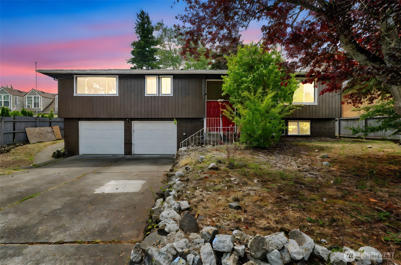 1102 Tule Lake Road South Tacoma, WA 98444 - Photo 3 of 25