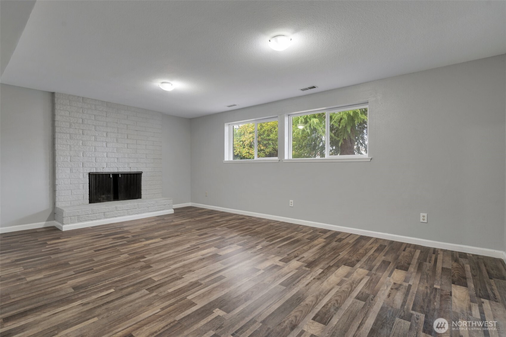 1102 Tule Lake Road South Tacoma, WA 98444 - Photo 5 of 25