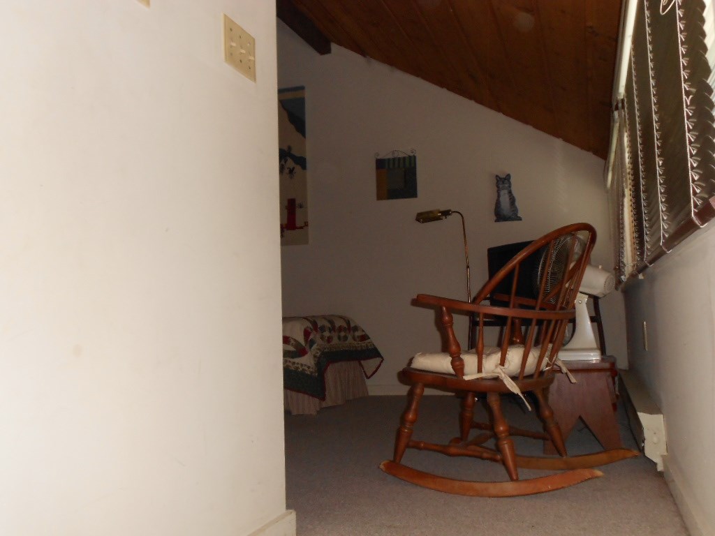 11 Beech Road, Unit 1 Lincoln, NH 03251 - Photo 23 of 38