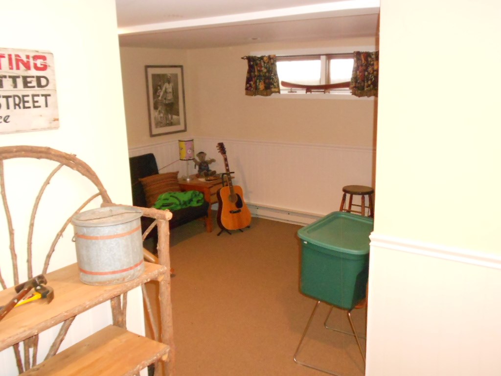 11 Beech Road, Unit 1 Lincoln, NH 03251 - Photo 33 of 38