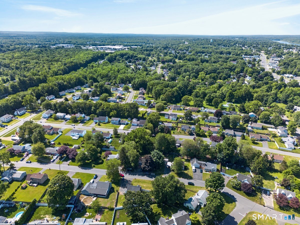 1 Leonard Road Enfield, CT 06082 - Photo 36 of 40