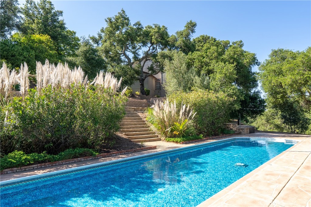 10885 San Marcos Road Atascadero, CA 93422 - Photo 28 of 35 a view of a yard with an outdoor space