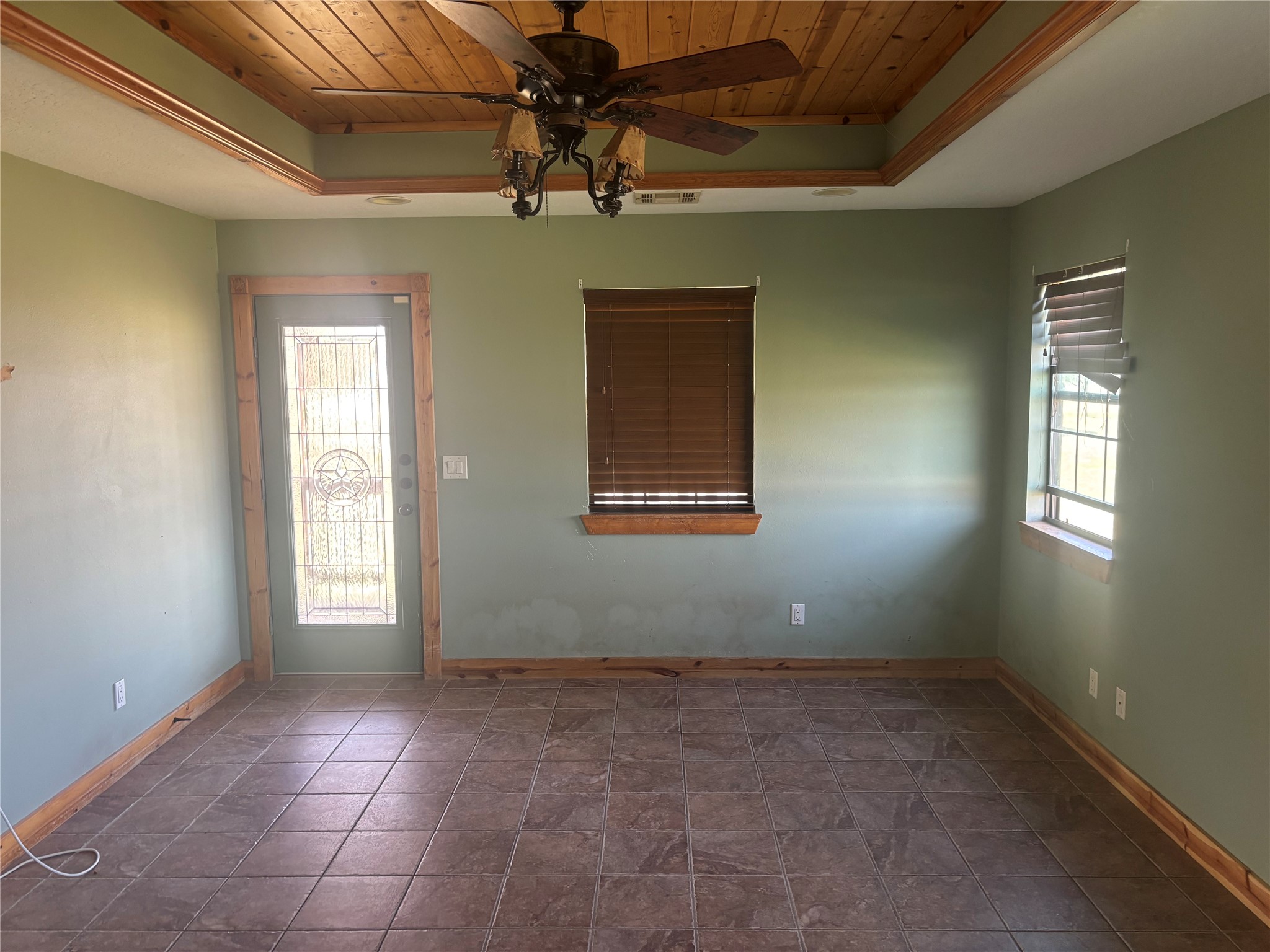 1706 Goodson Loop Pinehurst, TX 77362 - Photo 17 of 30