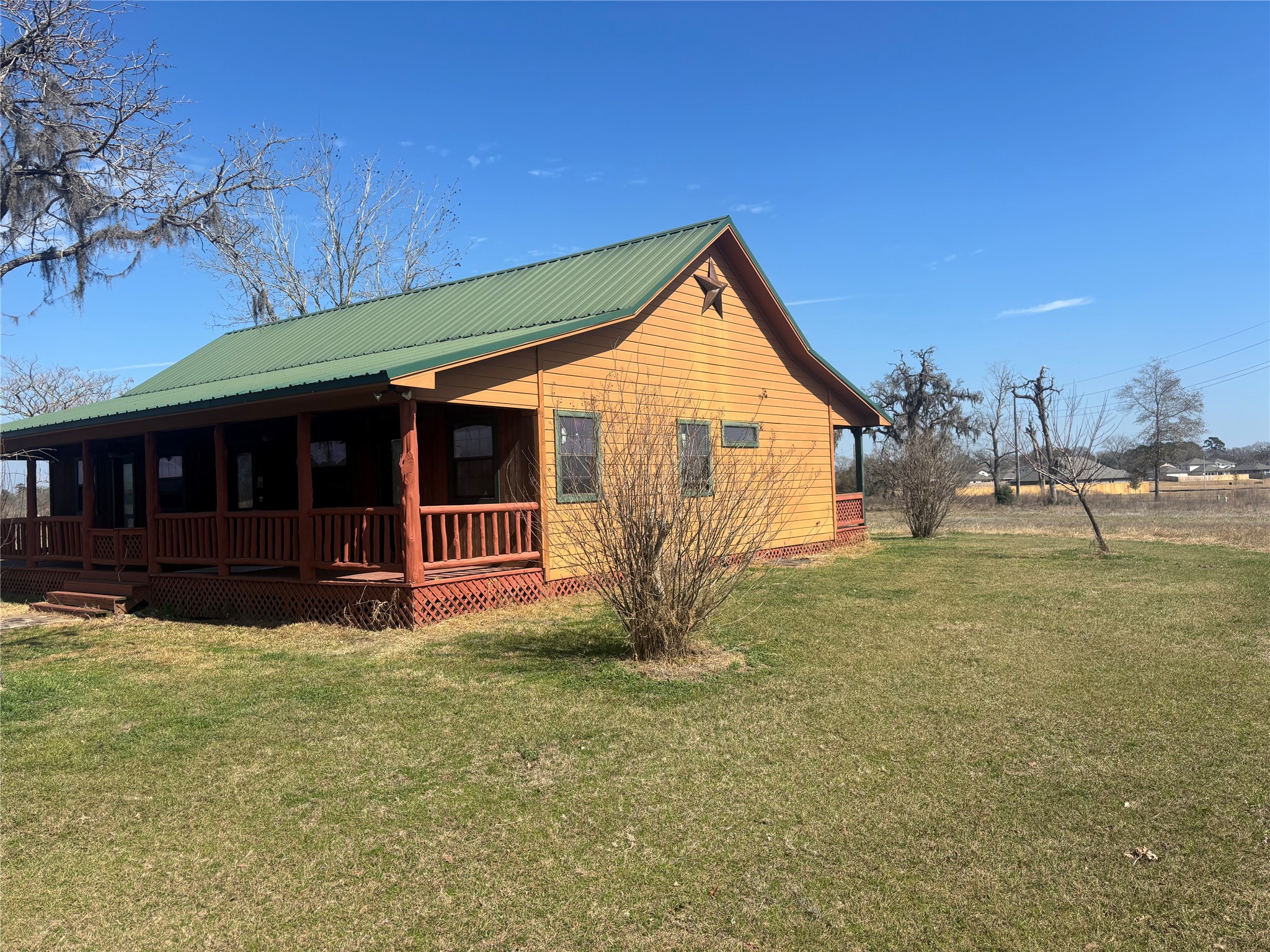 1706 Goodson Loop Pinehurst, TX 77362 - Photo 2 of 30