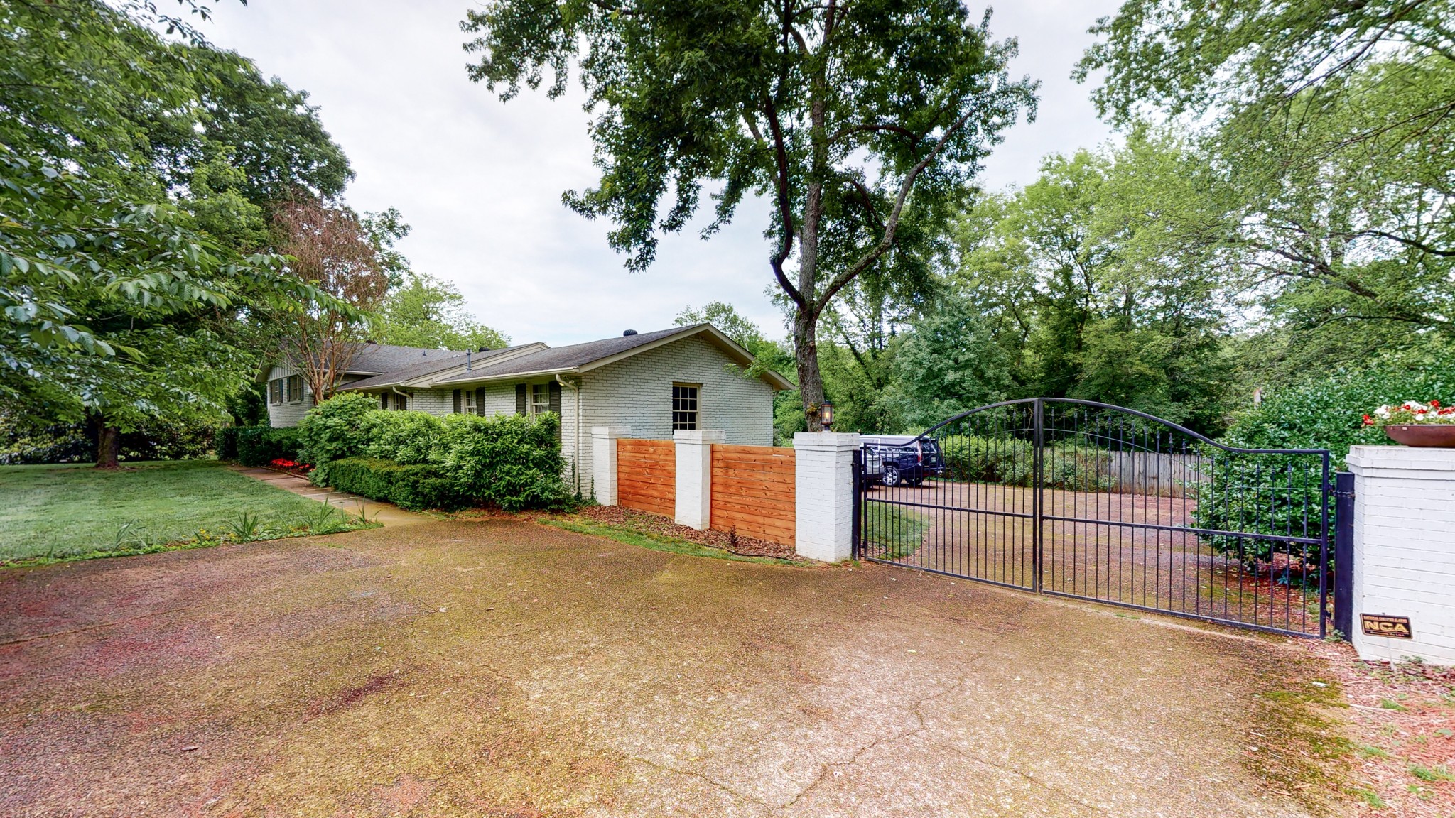 5931 Post Road Nashville, TN 37205 - Photo 3 of 43 Gallery Image 3