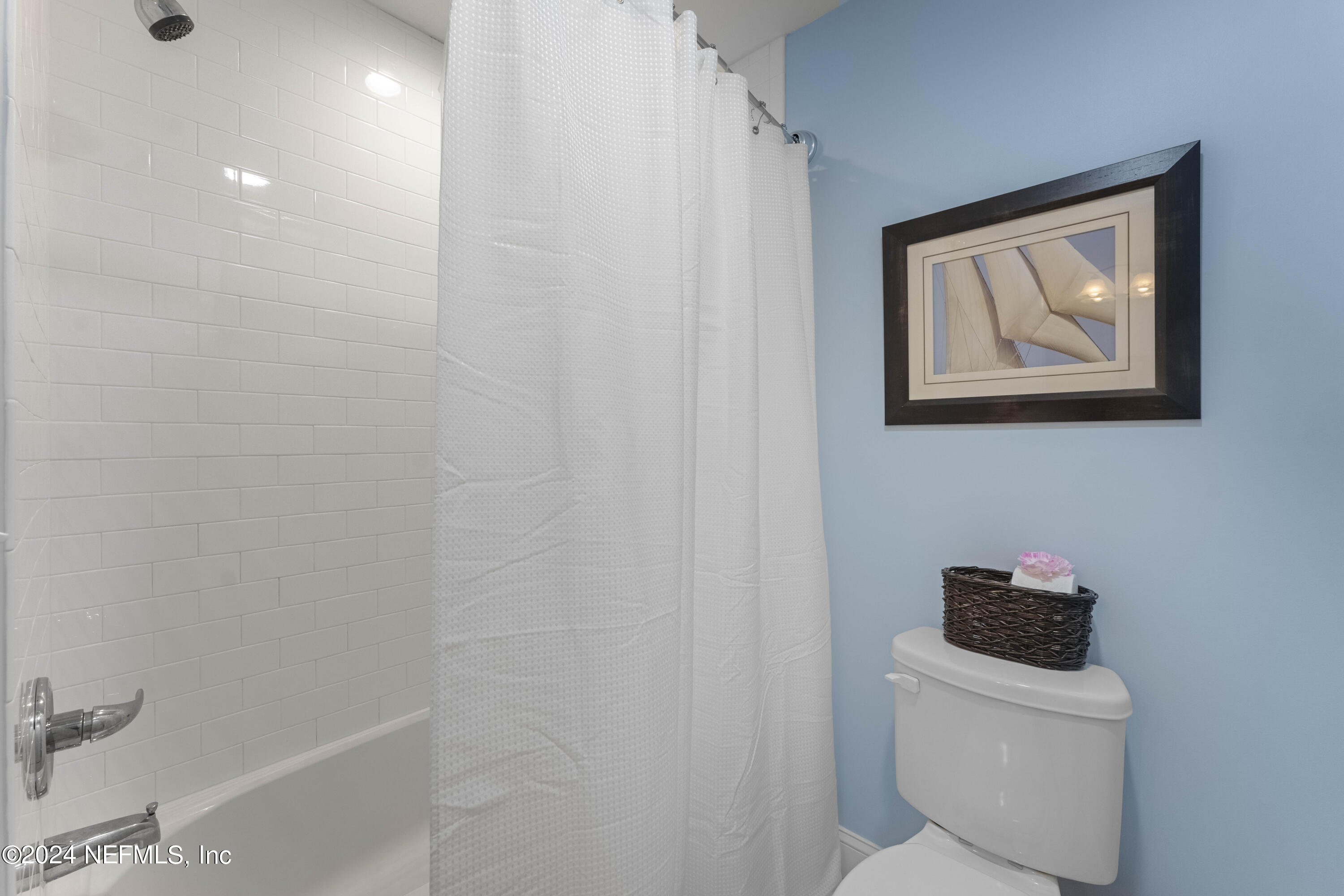 129 Donner Road Atlantic Beach, FL 32233 - Photo 20 of 29 Jack-n-Jill bath