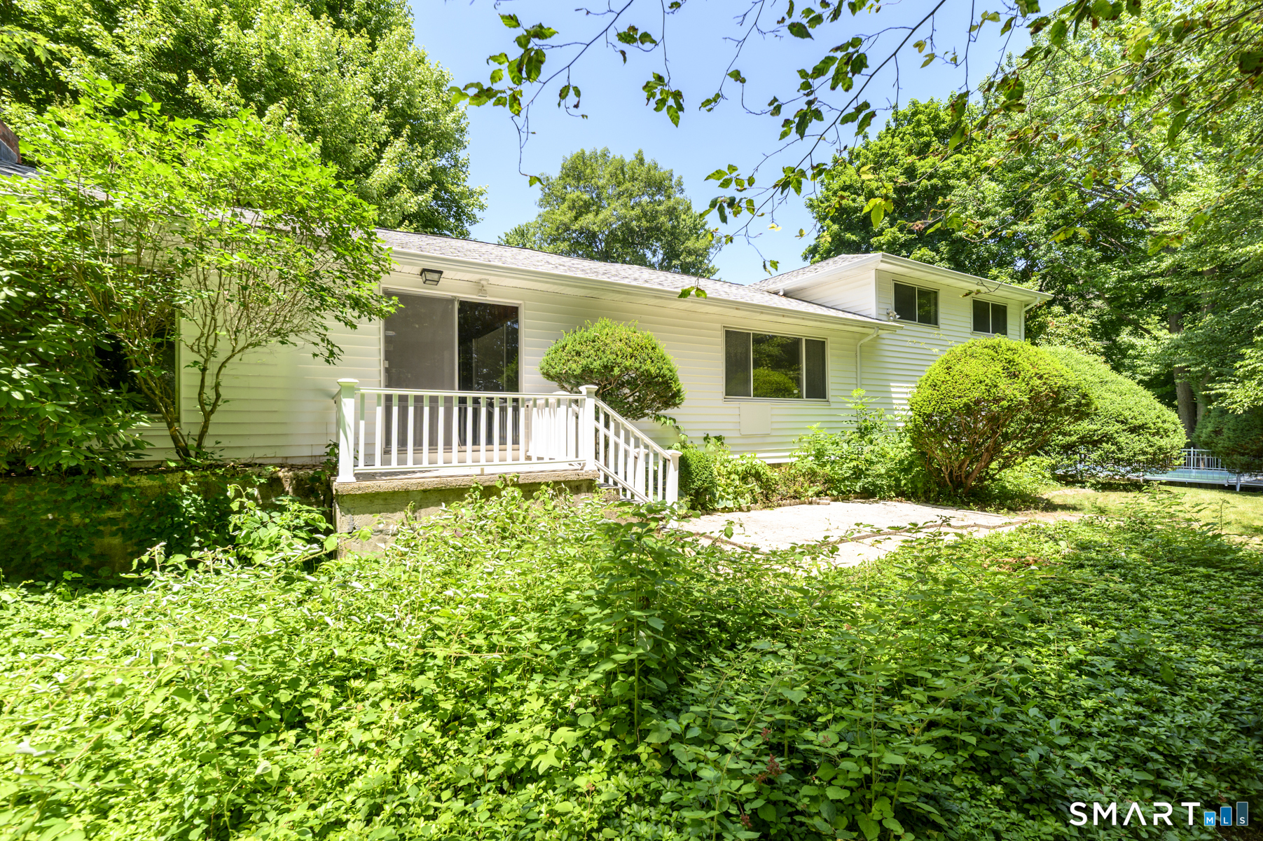 9 Pocono Road Norwalk, CT 06851 - Photo 33 of 40