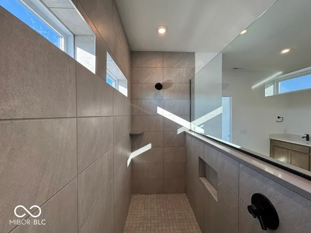 $834,698 | 11362 Briargate Drive, Fishers, IN 46040