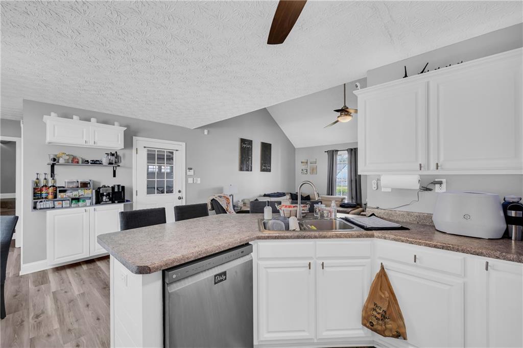 369 Kay Drive Winder, GA 30680 - Photo 8 of 27