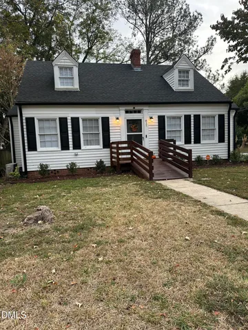 $1,800 | 811 Briggs Street South, Wilson, NC 27893