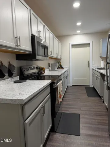 $1,800 | 811 Briggs Street South, Wilson, NC 27893