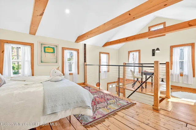 $529,000 | 10 Jane Street, Saugerties, NY 12477