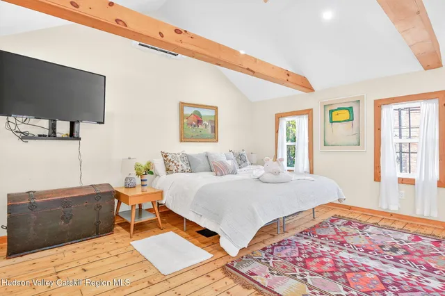 $529,000 | 10 Jane Street, Saugerties, NY 12477