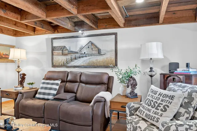 $529,000 | 10 Jane Street, Saugerties, NY 12477