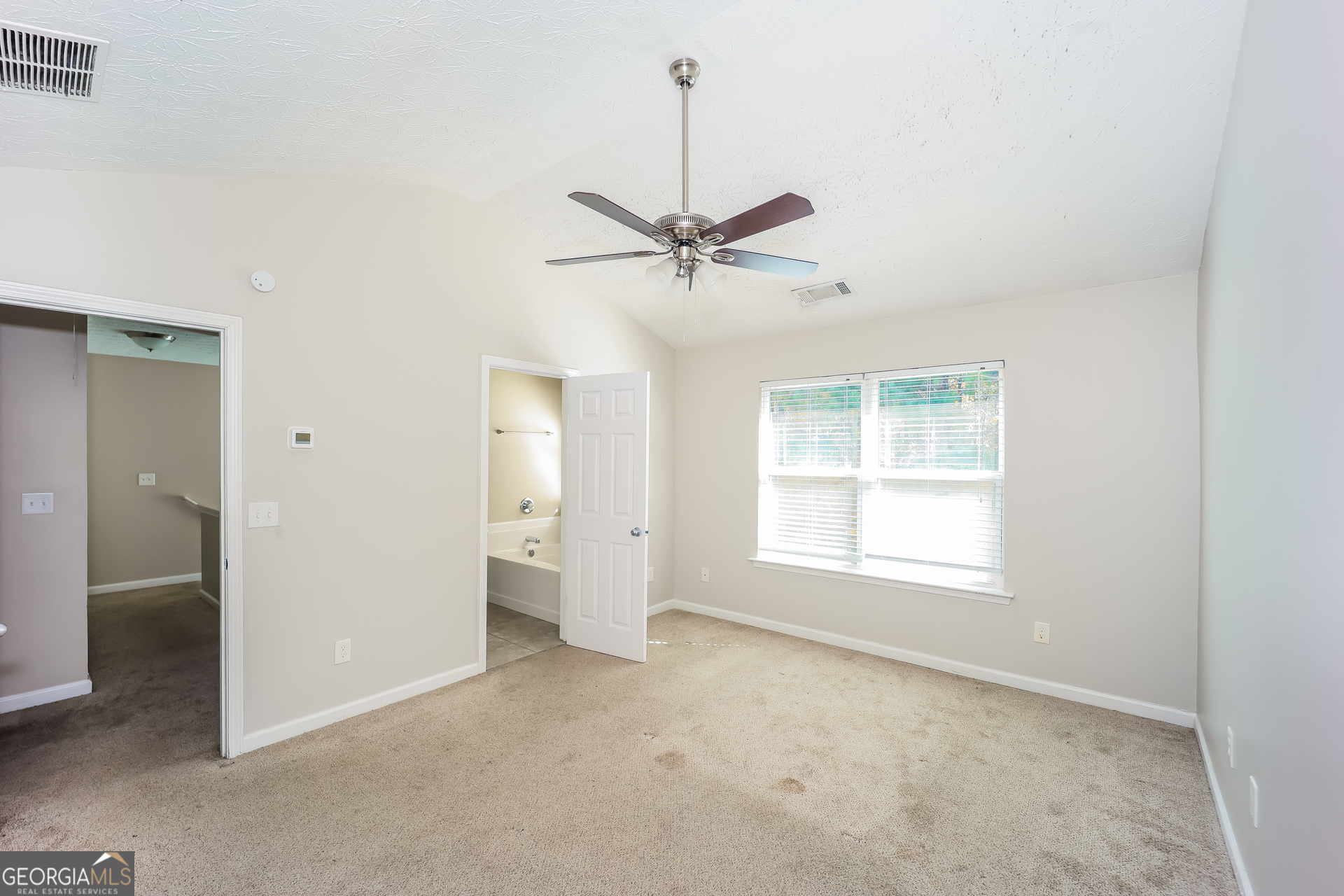 9510 Lakeview Road Union City, GA 30291 - Photo 8 of 17