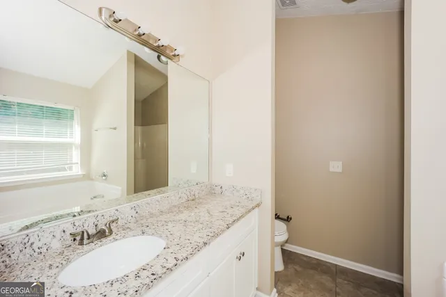 $1,895 | 9510 Lakeview Road, Union City, GA 30291