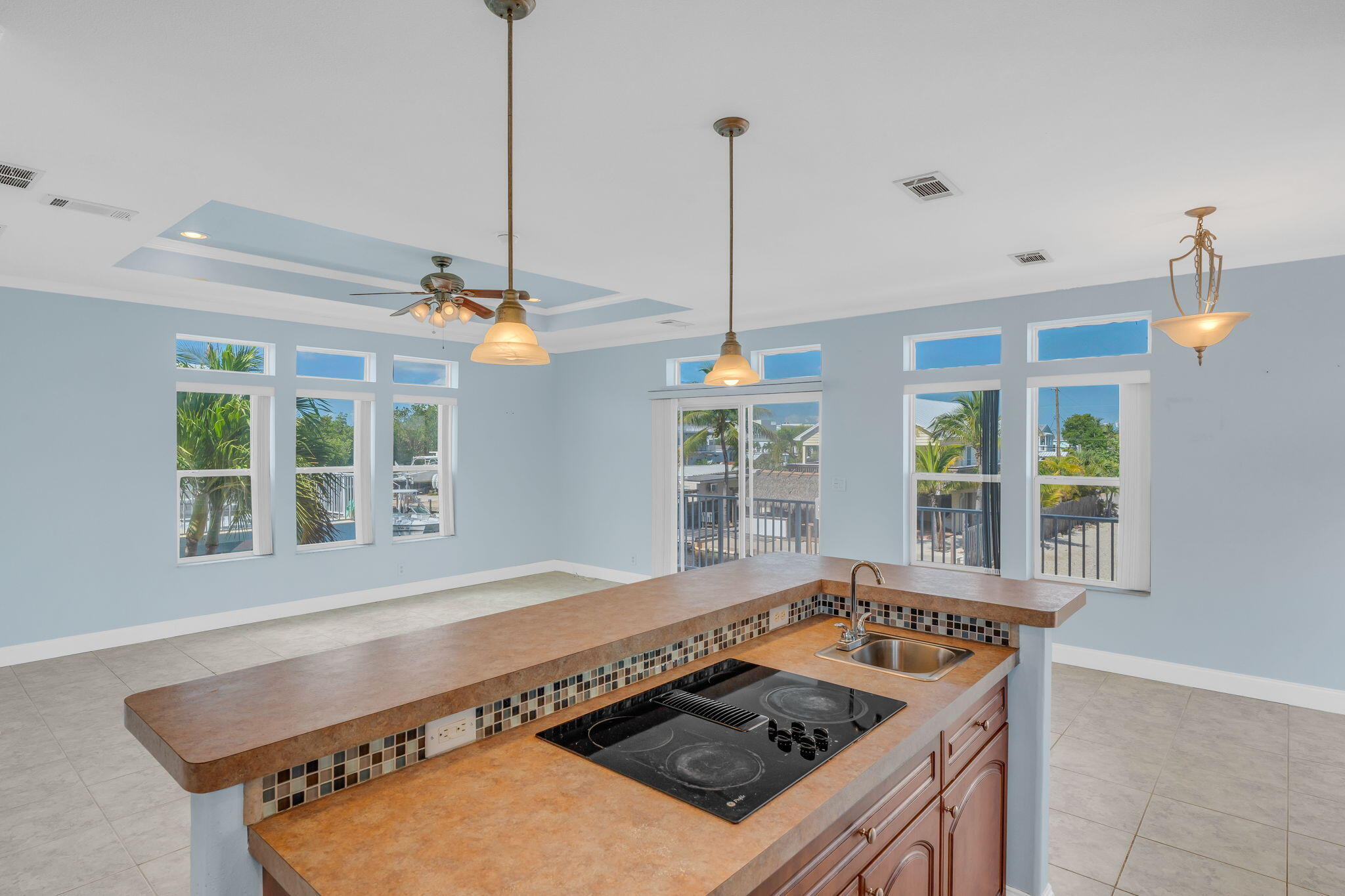 116 Long Key Road Key Largo, FL 33037 - Photo 6 of 32 Great Entertaing Space -7