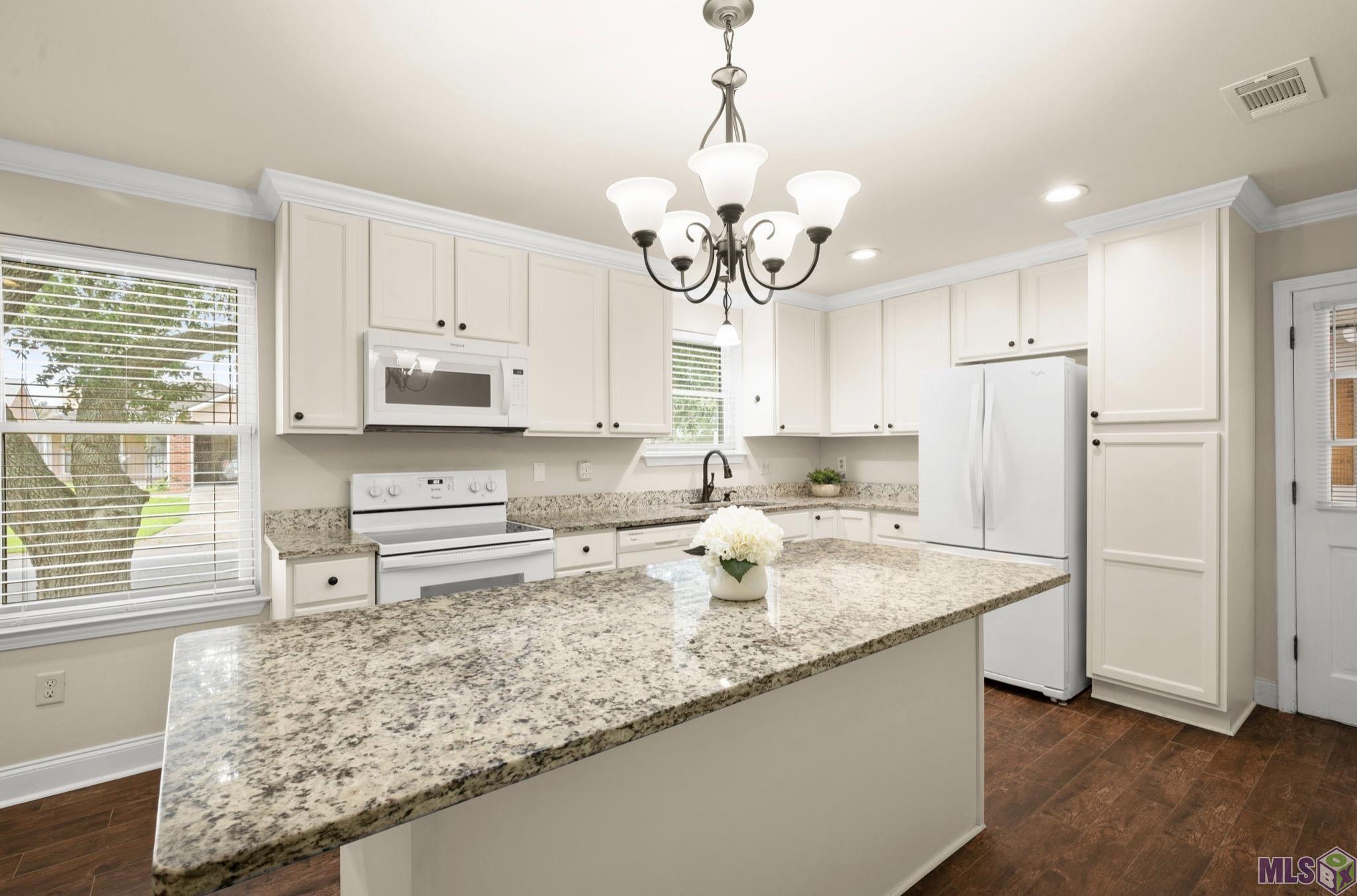 2023 Birch Ridge Avenue Baton Rouge, LA 70816 - Photo 21 of 33
