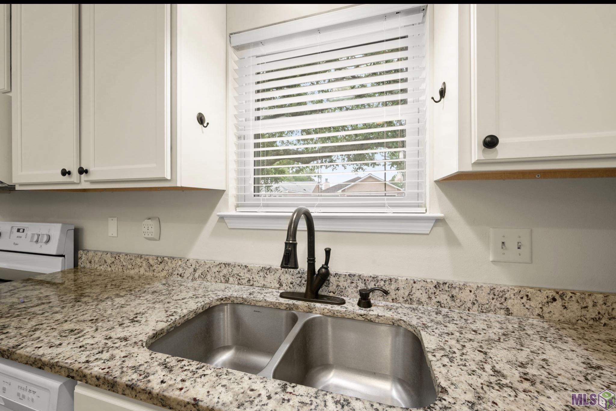2023 Birch Ridge Avenue Baton Rouge, LA 70816 - Photo 22 of 33