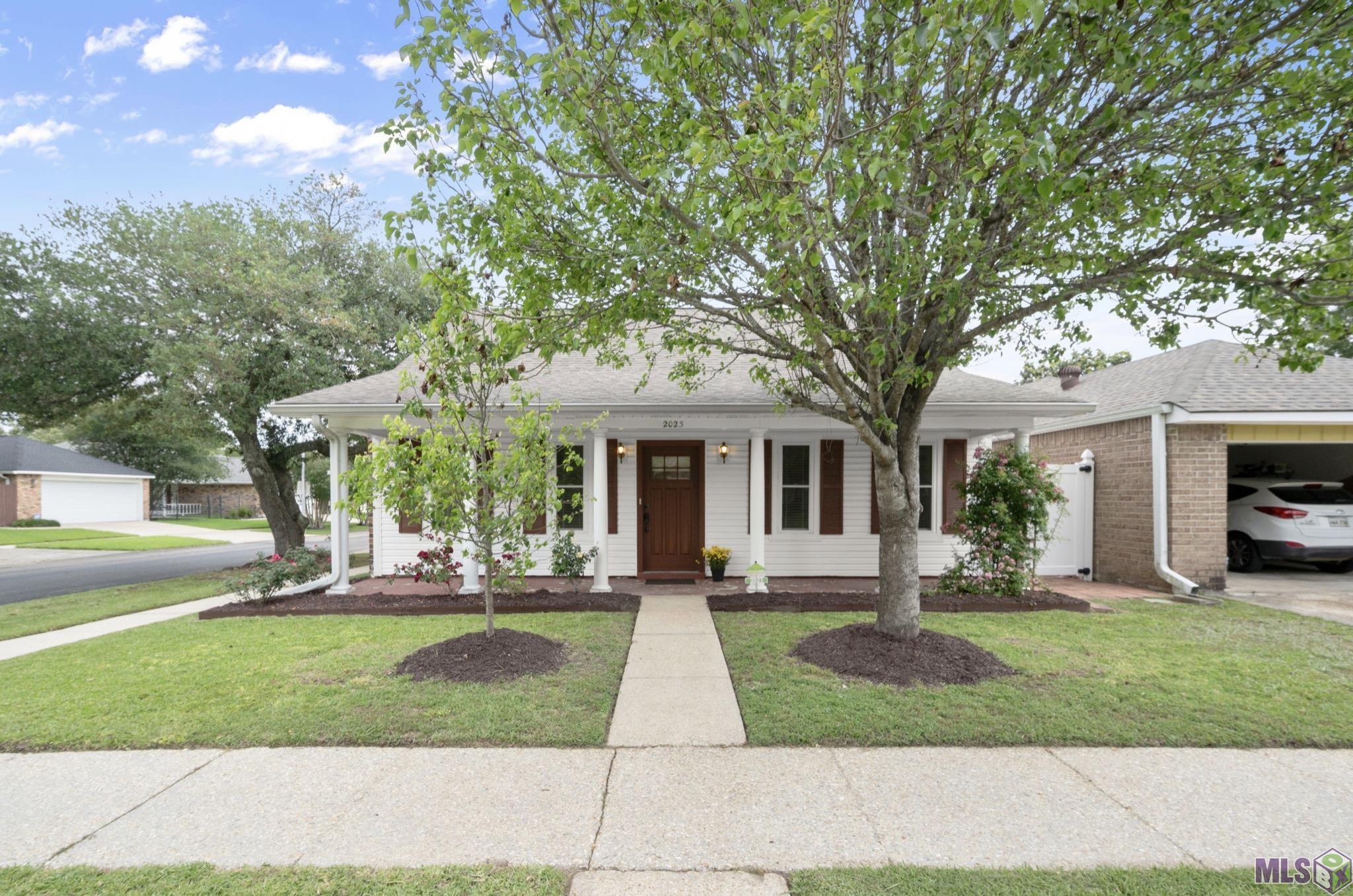 2023 Birch Ridge Avenue Baton Rouge, LA 70816 - Photo 10 of 33