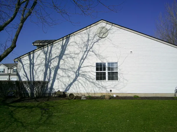 $219,900 | 741 Meridian Court, DeKalb, IL 60115