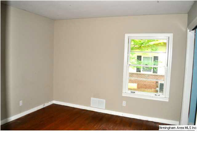 828 Martinwood Road Birmingham, AL 35235 - Photo 12 of 24