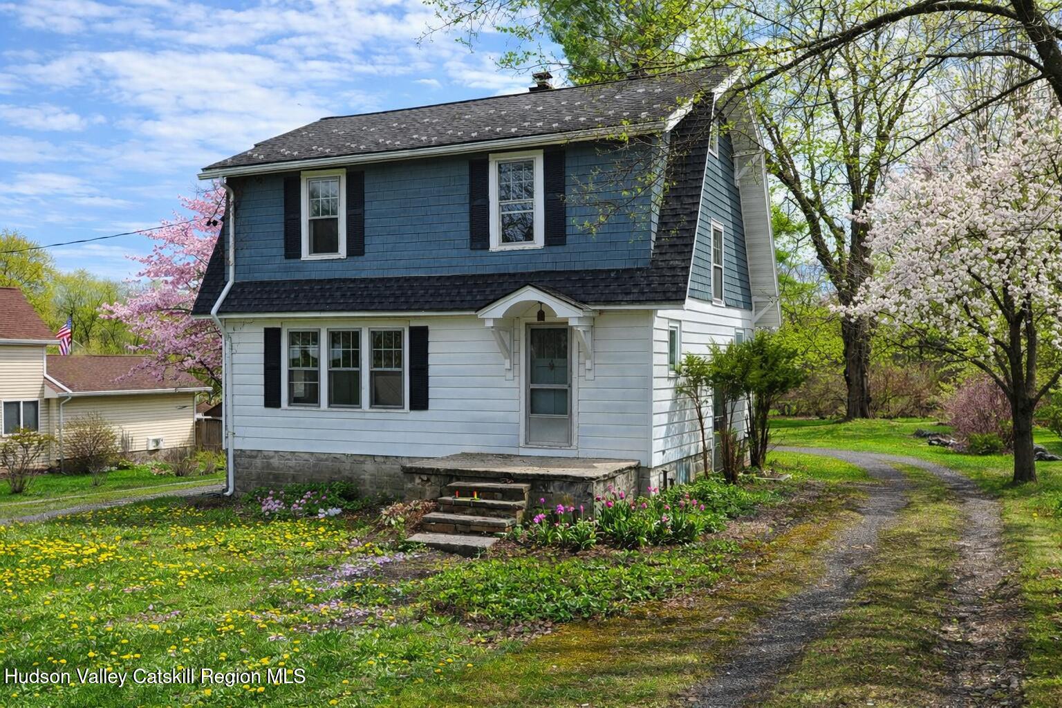 143 Old Rte 209 Hurley, NY 12443 - Photo 2 of 35 Front side 143 spring