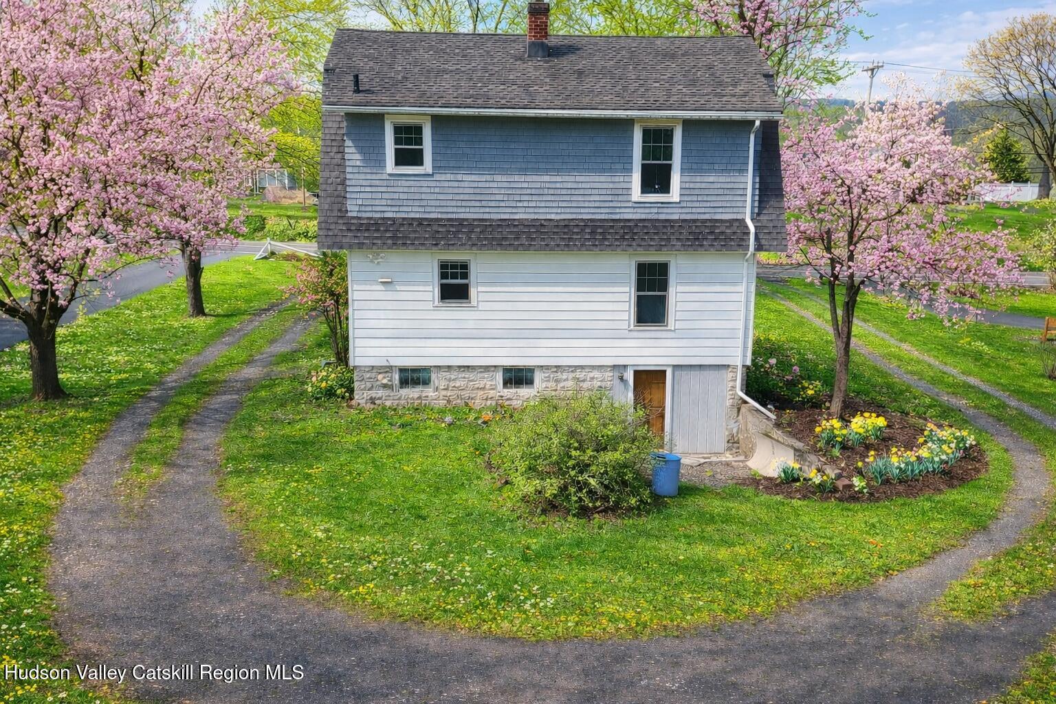 143 Old Rte 209 Hurley, NY 12443 - Photo 3 of 35 80D5FBA5-3BCA-4F7F-AE01-B2C0BA6B71E3