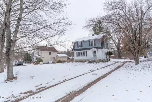 $449,999 | 143 Old Rte 209, Hurley, NY 12443